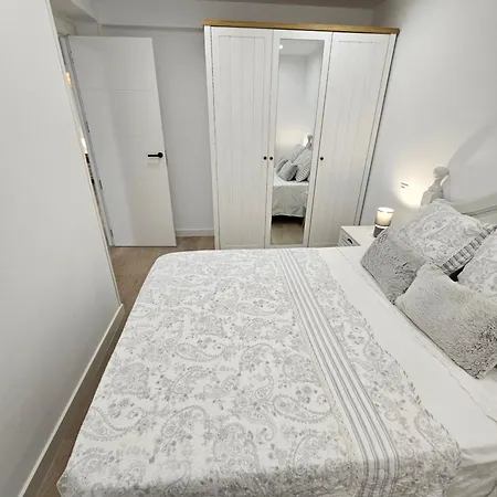 Tati Homes - Ruiz Zorrilla 2,5 Apartman