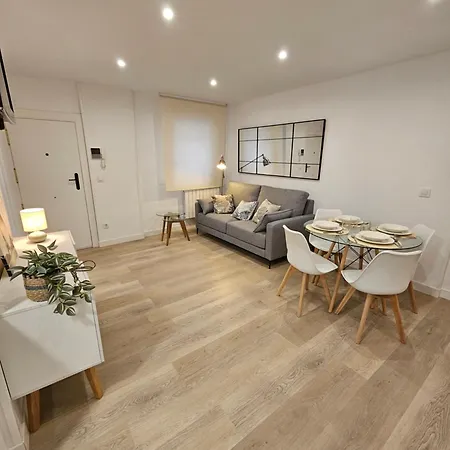 Tati Homes - Ruiz Zorrilla 2,5 Apartamento *
